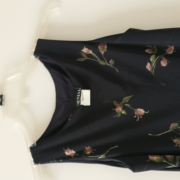 Gorgeous dress - Picture 2 of 4